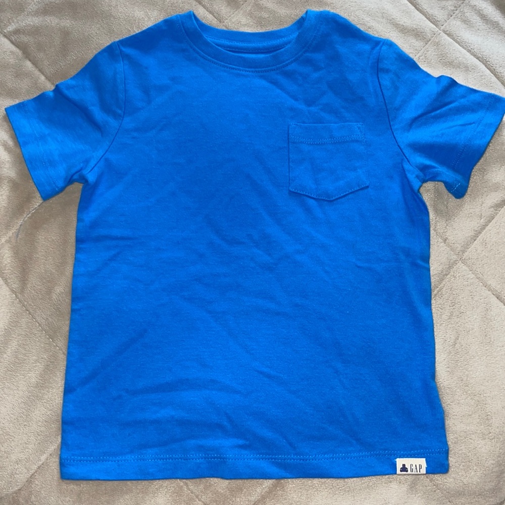GAP Playtime Favorites Blue Cotton Pocket Tee